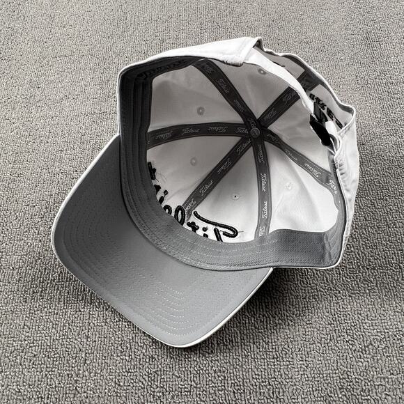 Titleist Hat Adult White One Size Adjustable Golf Golfing Casual Cap Men's - Picture 8 of 9